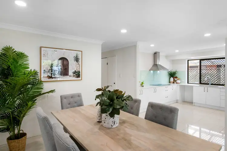 Fifth view of Homely house listing, 5 Nyleeta Court, Carindale QLD 4152