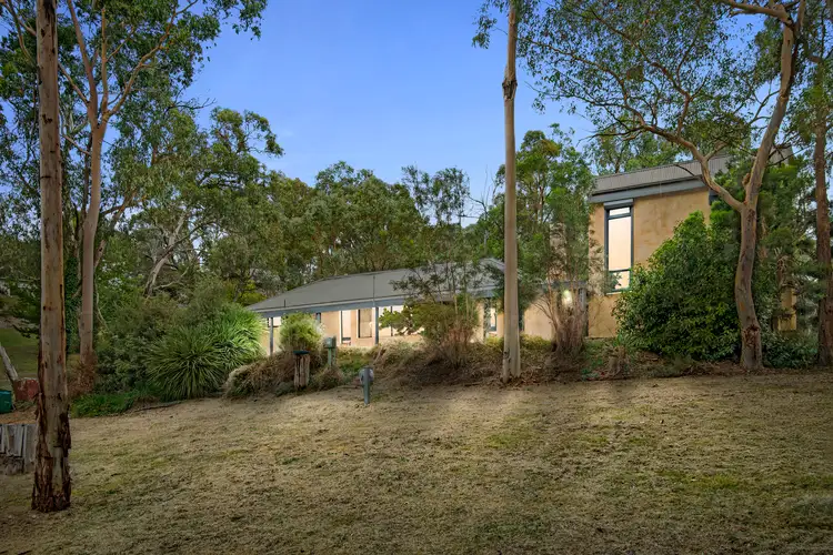 13 Hamilton Road, North Warrandyte VIC 3113