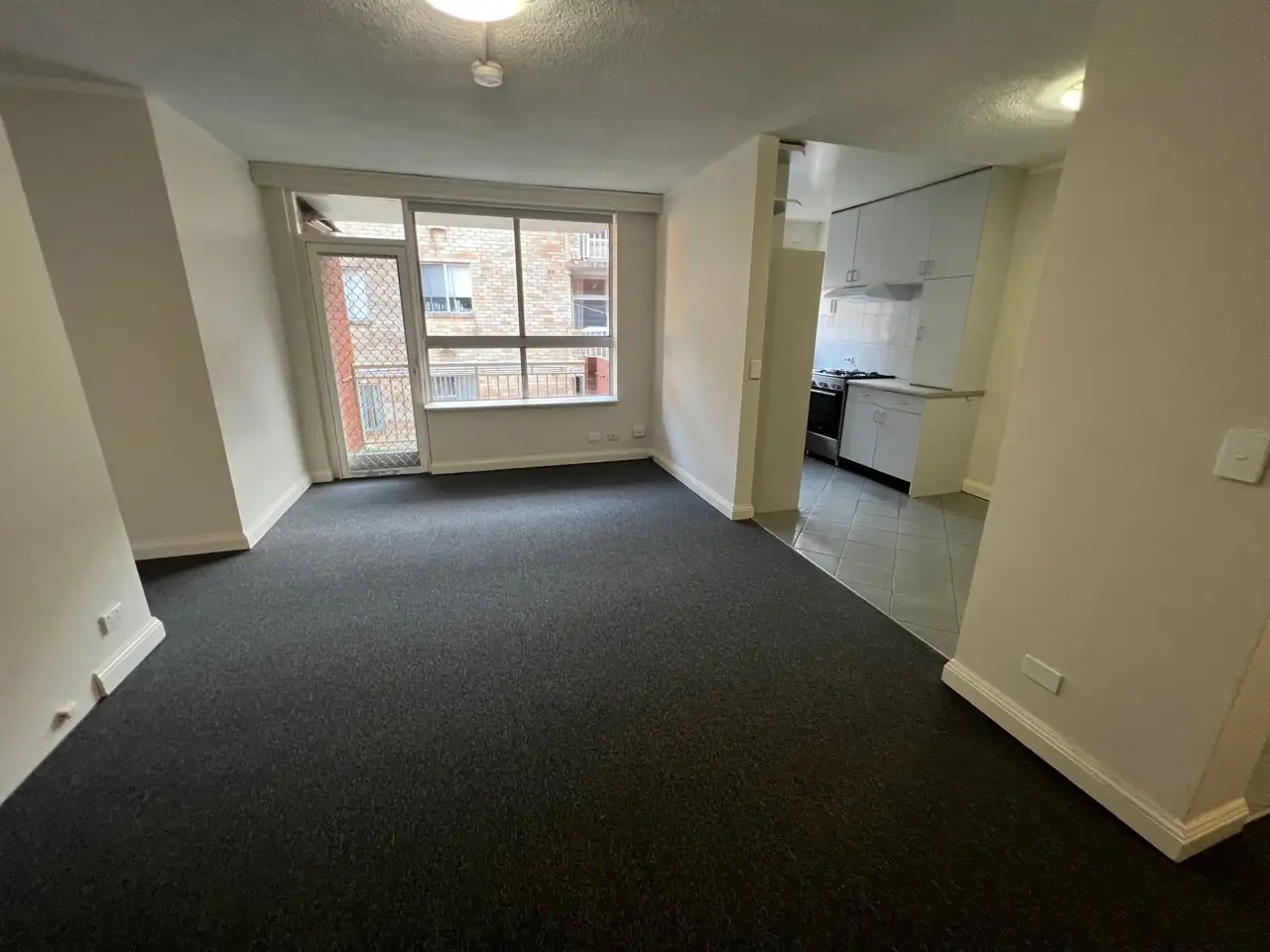 Main view of Homely unit listing, 10/78 Mascot Drive, Eastlakes NSW 2018