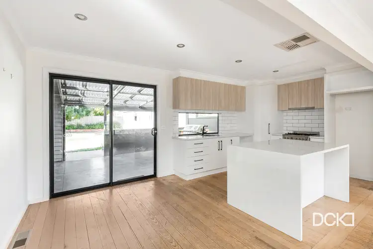 18 Owen Street, Kennington VIC 3550