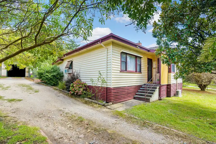7 Francis Crescent, Ferntree Gully VIC 3156