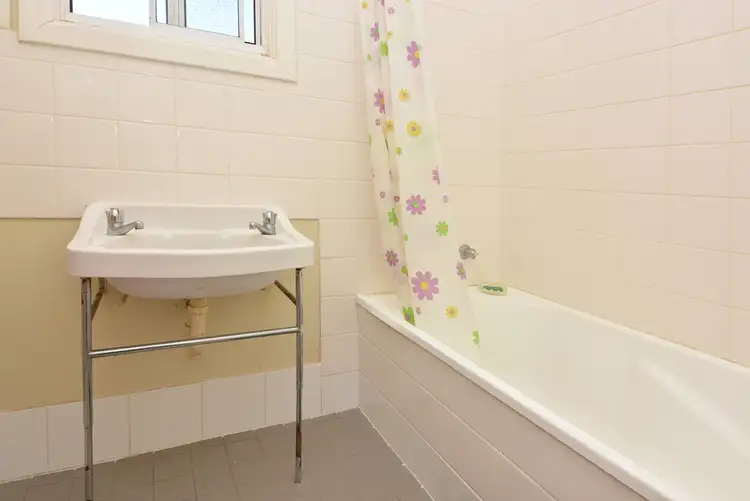 Fourth view of Homely house listing, 5 Mitchell Street, Whyalla Stuart SA 5608