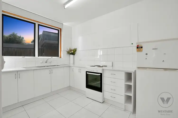 Fifth view of Homely unit listing, 1/17 Belvedere Close, Maribyrnong VIC 3032