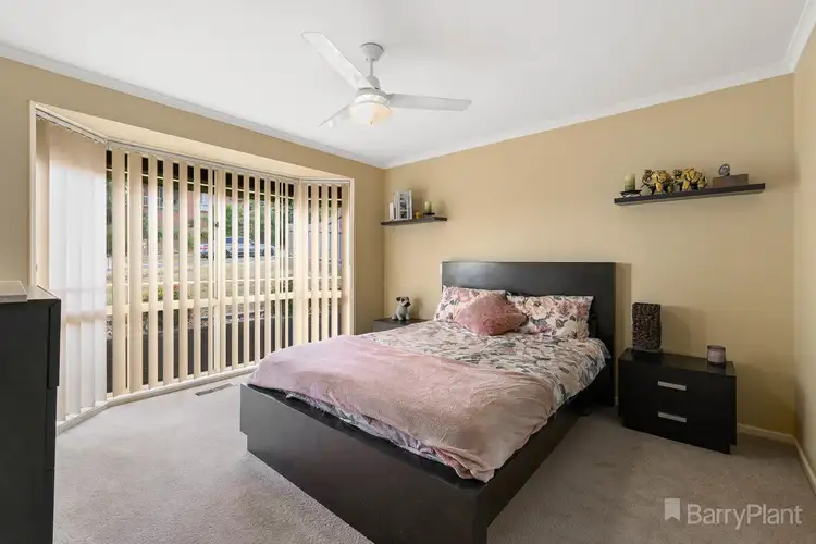 Fifth view of Homely house listing, 19 Highland Drive, Pakenham VIC 3810