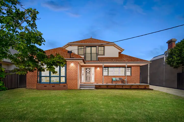 10 Derby Parade, Caulfield North VIC 3161