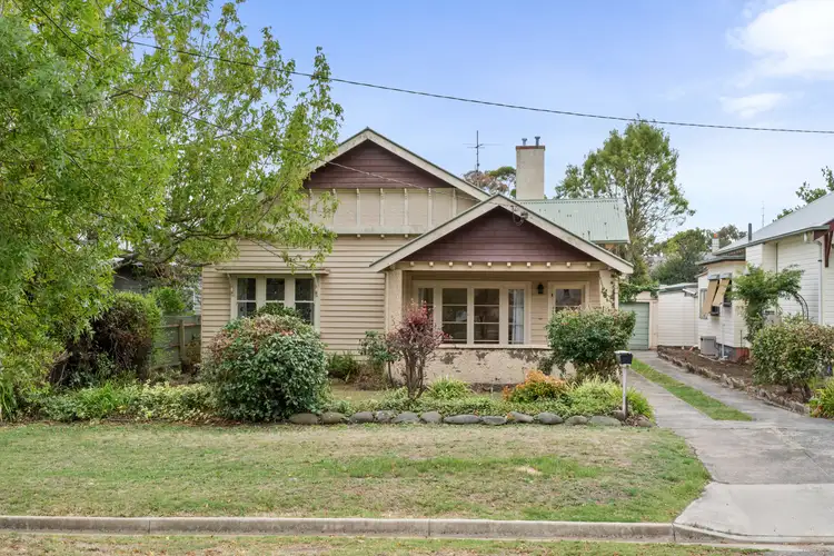 9 Moore Street, Colac VIC 3250