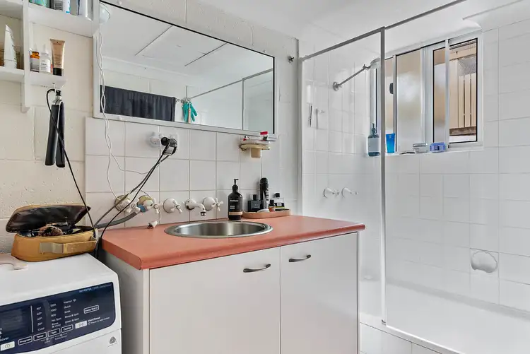Sixth view of Homely unit listing, 1/267 Gympie Terrace, Noosaville QLD 4566
