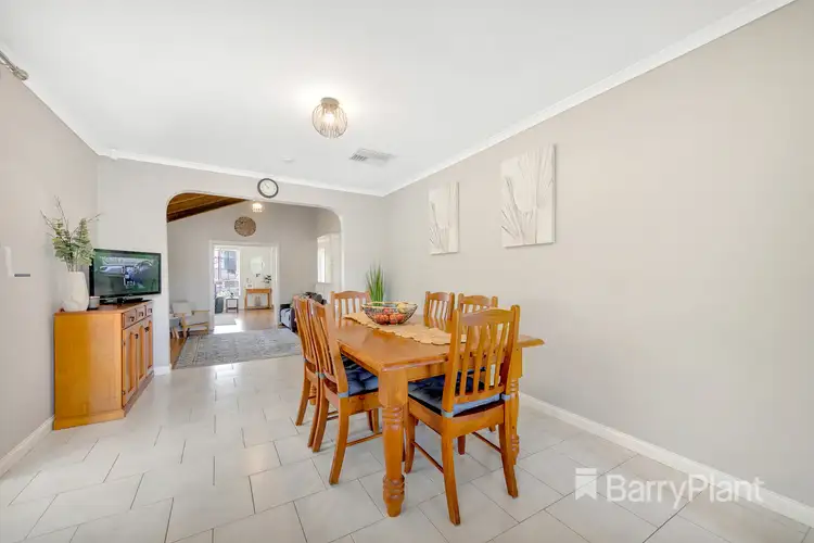 Fifth view of Homely house listing, 6 Ogle Close, Mill Park VIC 3082