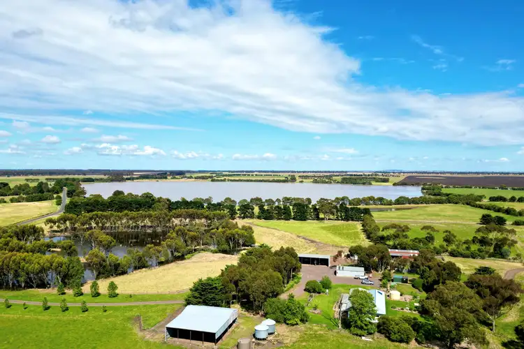 404 Chatsworth Road, Derrinallum VIC 3325