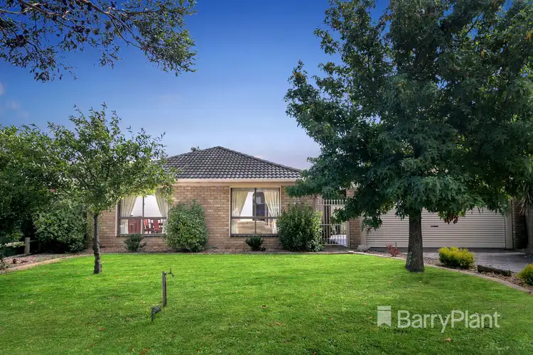 28 Streeton Circuit, Mill Park VIC 3082