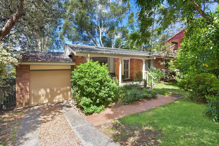 3 Coral Tree Place, Point Clare NSW 2250