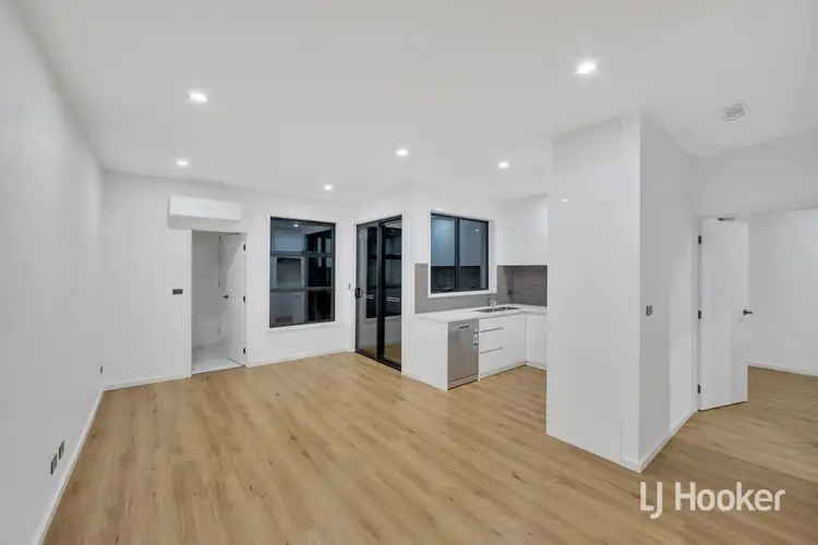 Second view of Homely unit listing, 2/3 Peach Court, Doveton VIC 3177