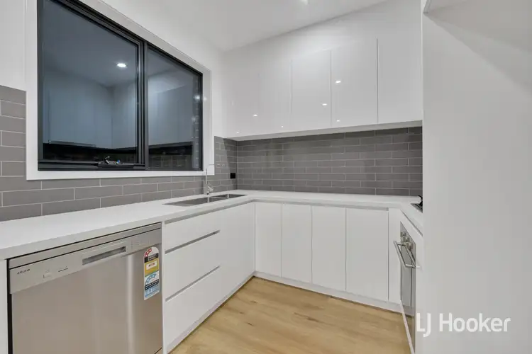 Fifth view of Homely unit listing, 2/3 Peach Court, Doveton VIC 3177