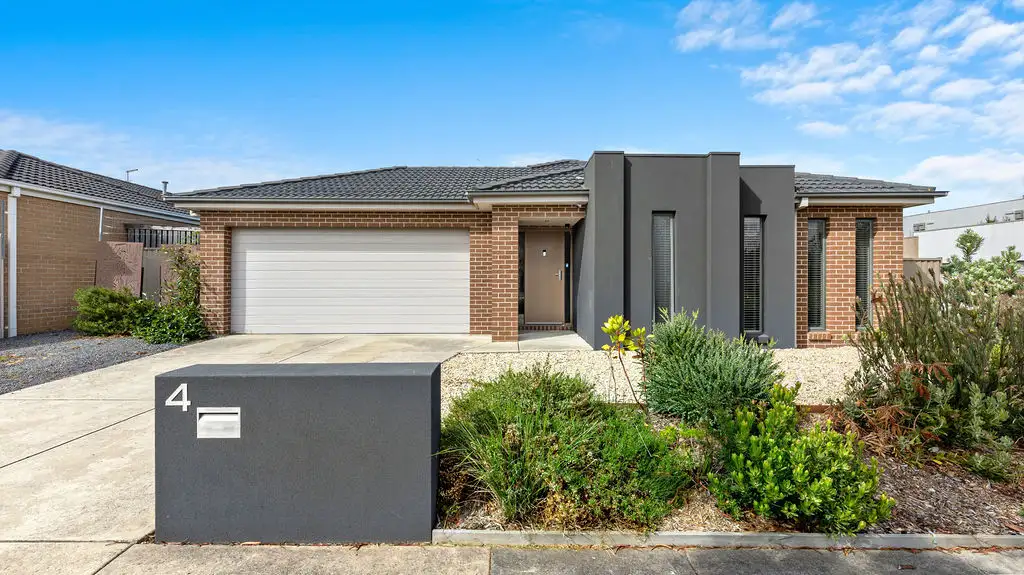 Main view of Homely house listing, 4 Echo Place, Alfredton VIC 3350