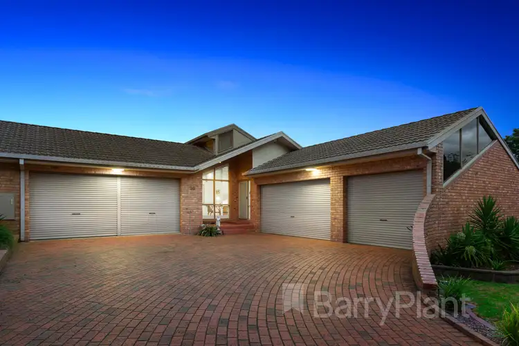 30 King Parade, Knoxfield VIC 3180