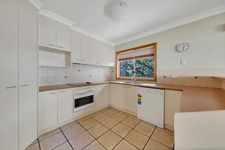 Fifth view of Homely townhouse listing, 5/74 Walkers Lane, Bright VIC 3741