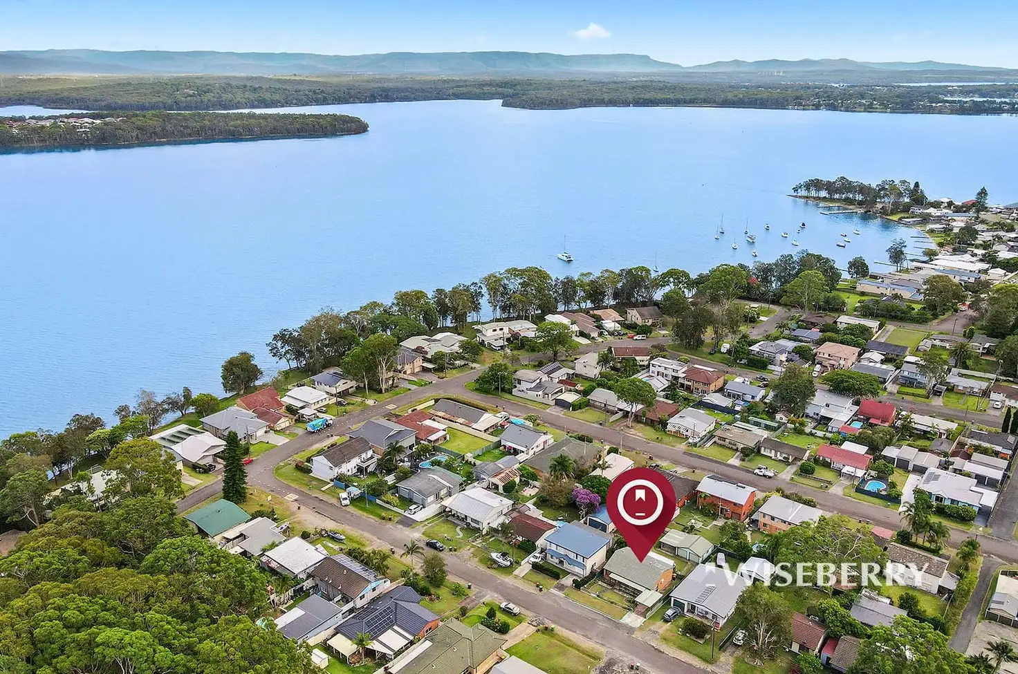 Main view of Homely house listing, 10 Greenway Avenue, Mannering Park NSW 2259