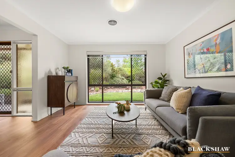 4/3 Shepherdson Place, Isaacs ACT 2607