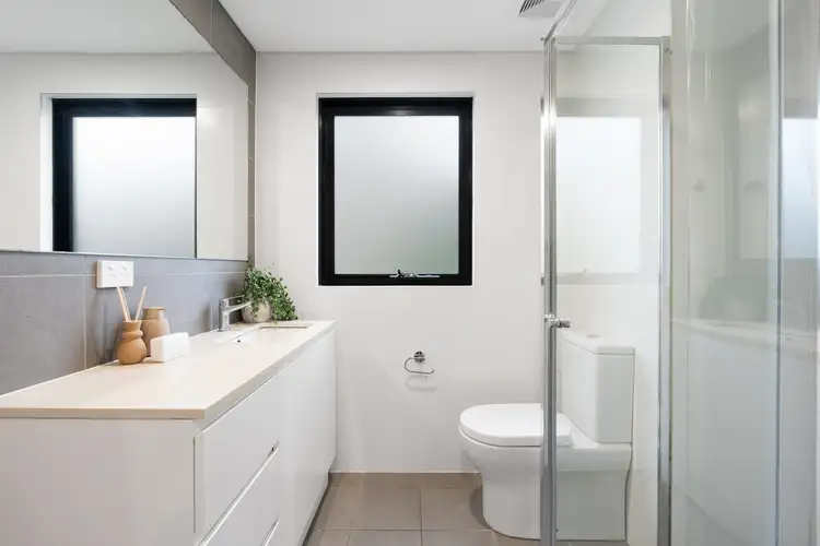 Fifth view of Homely apartment listing, 1/2 Robert Street, Artarmon NSW 2064