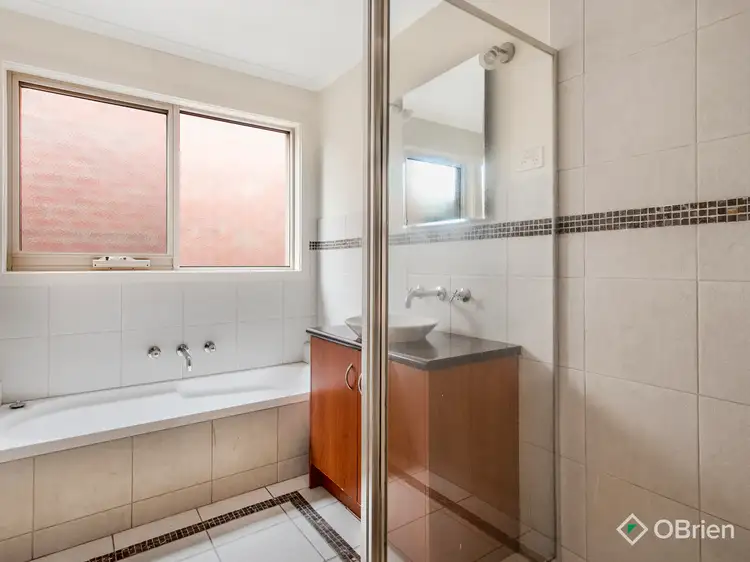 Sixth view of Homely house listing, 8 Prime Court, Berwick VIC 3806