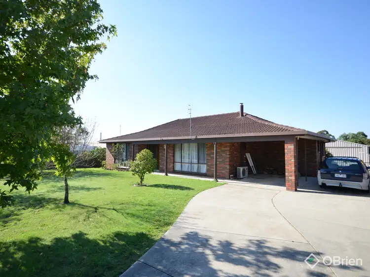 Main view of Homely house listing, 10 Lindsay Court, Wy Yung VIC 3875