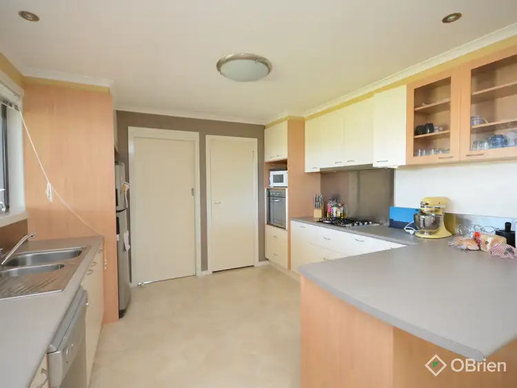 Second view of Homely house listing, 10 Lindsay Court, Wy Yung VIC 3875