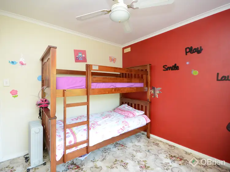 Sixth view of Homely house listing, 10 Lindsay Court, Wy Yung VIC 3875