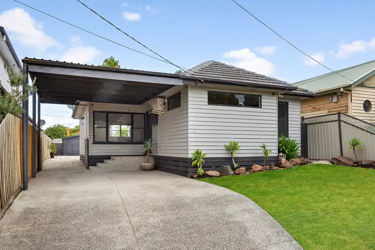 27 St Leonards Avenue, Yarraville VIC 3013