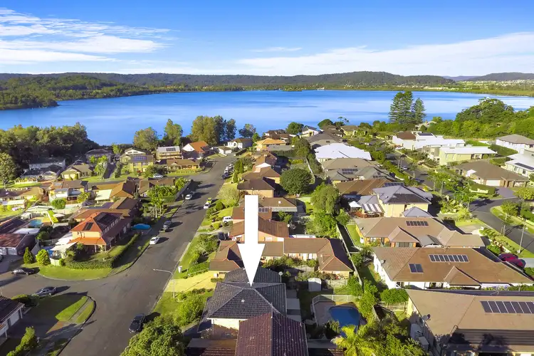 8 Sunny Waters Road, Kincumber NSW 2251