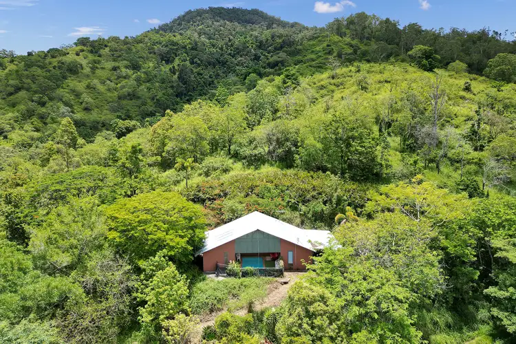 44 Thurgoods Road, Finch Hatton QLD 4756