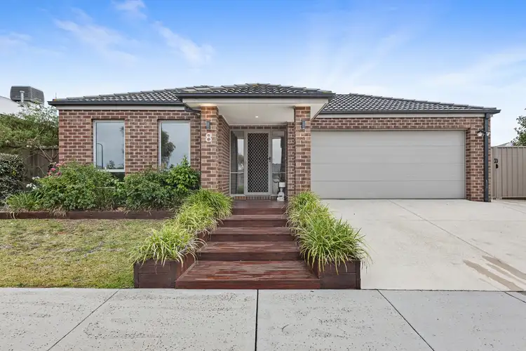 8 Annmaree Drive, Winter Valley VIC 3358