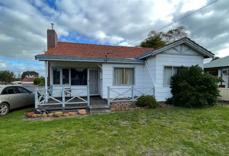 14 Kemble Terrace, Katanning WA 6317