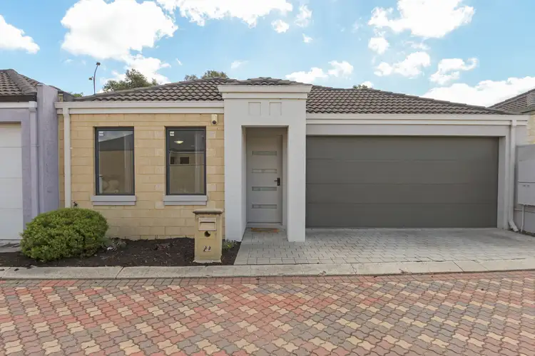 22/26 Churchill Green, Canning Vale WA 6155