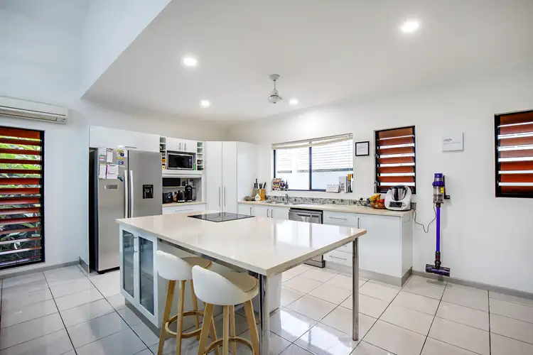31B Kingfisher Terrace, Jubilee Pocket QLD 4802