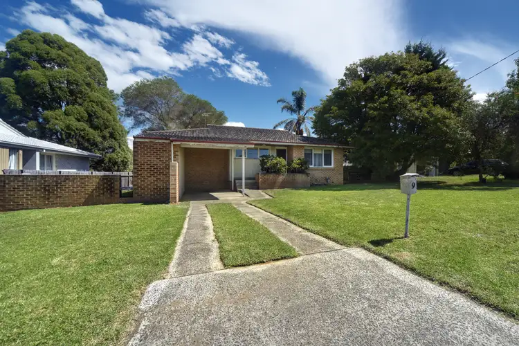 9 Alfred Street, Bomaderry NSW 2541