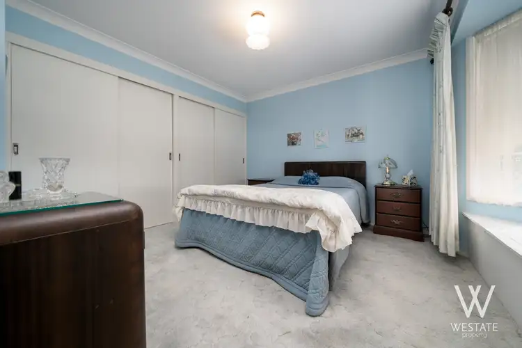 Sixth view of Homely house listing, 10 Cardew Close, Bathurst NSW 2795