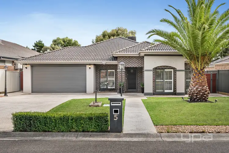 5 Laguna Place, Craigieburn VIC 3064