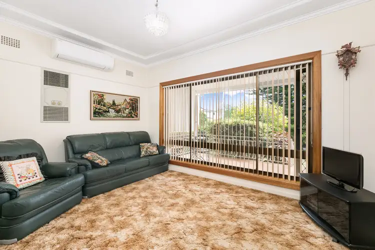 Second view of Homely house listing, 4 Arcadia Avenue, Gymea Bay NSW 2227