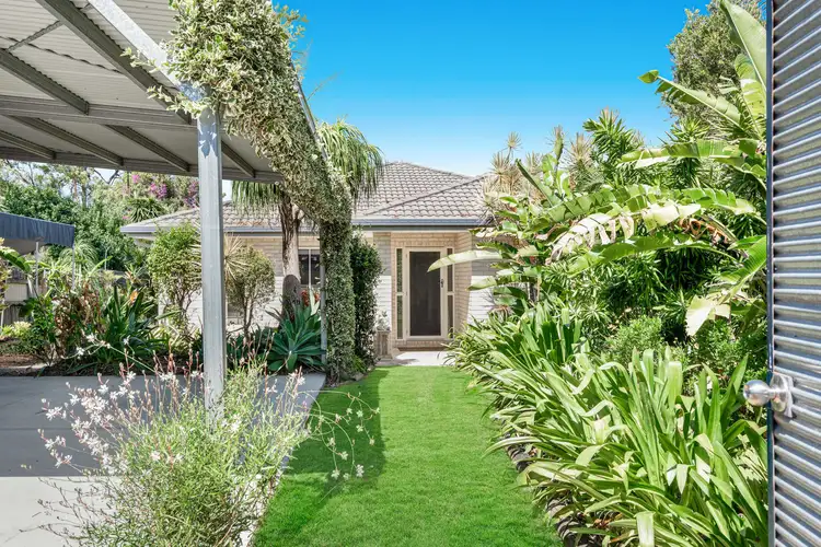 60 Mackenzie Street, Manly West QLD 4179