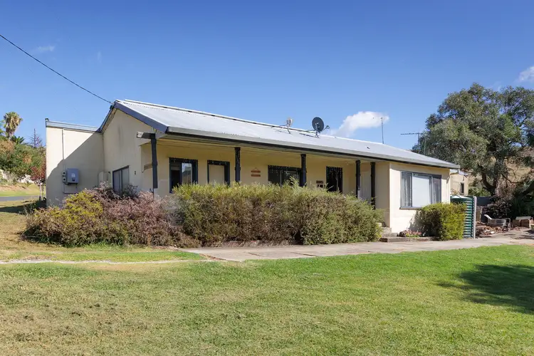 2 Beardmore Street, Bethanga VIC 3691