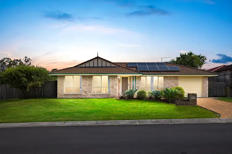 4 Taronga Court, Heritage Park QLD 4118