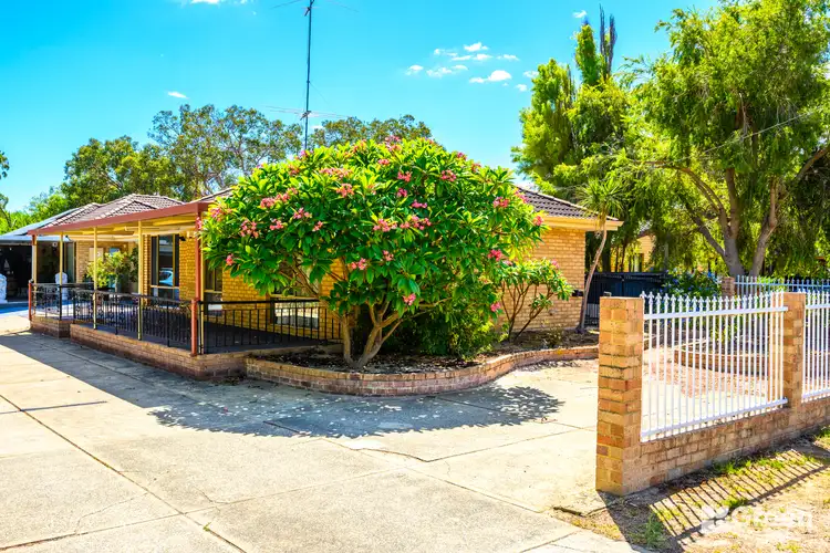 2/10 Roy Road, Coodanup WA 6210