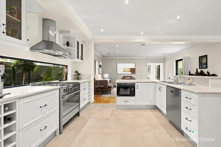 Third view of Homely house listing, 5 Moloney Close, Mordialloc VIC 3195