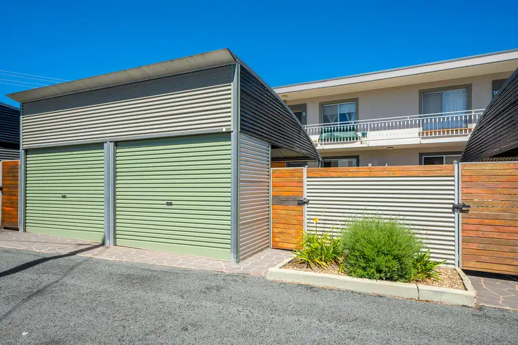 2/8 Davison Street, Crestwood NSW 2620