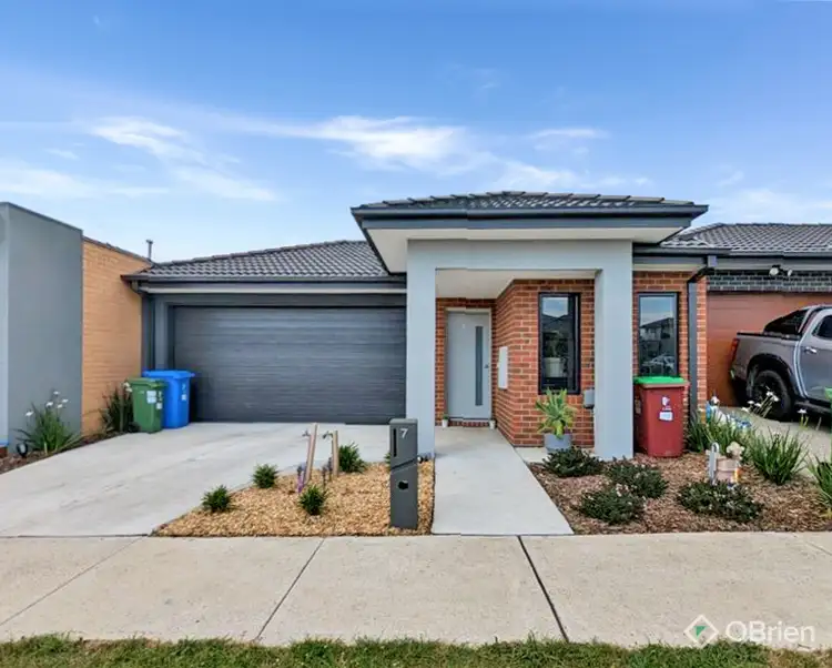 Main view of Homely house listing, 7 Scotland Circuit, Cranbourne West VIC 3977