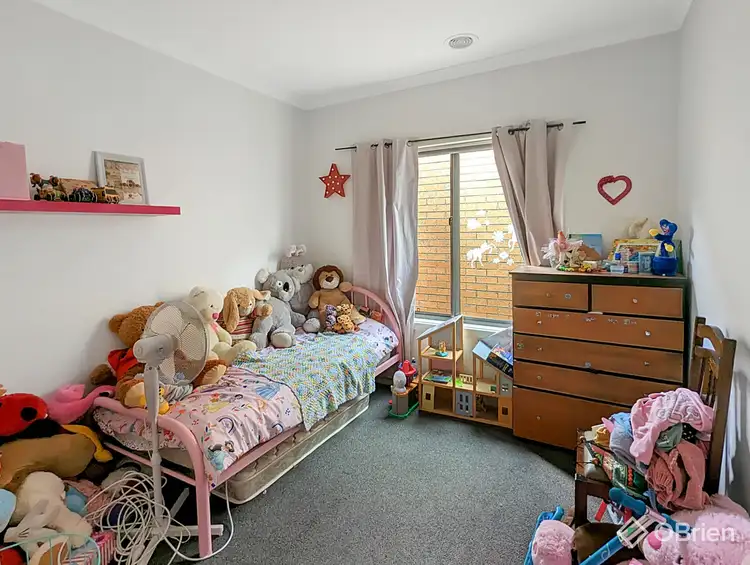 Fifth view of Homely house listing, 7 Scotland Circuit, Cranbourne West VIC 3977