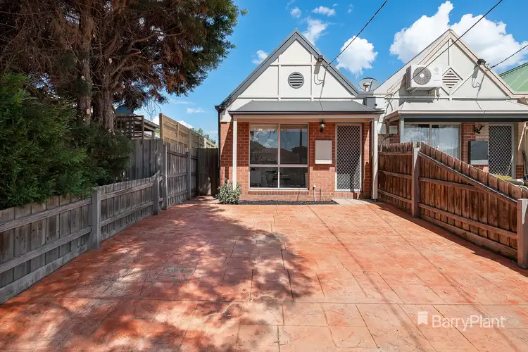 1/9 Sherwood Street, Hadfield VIC 3046