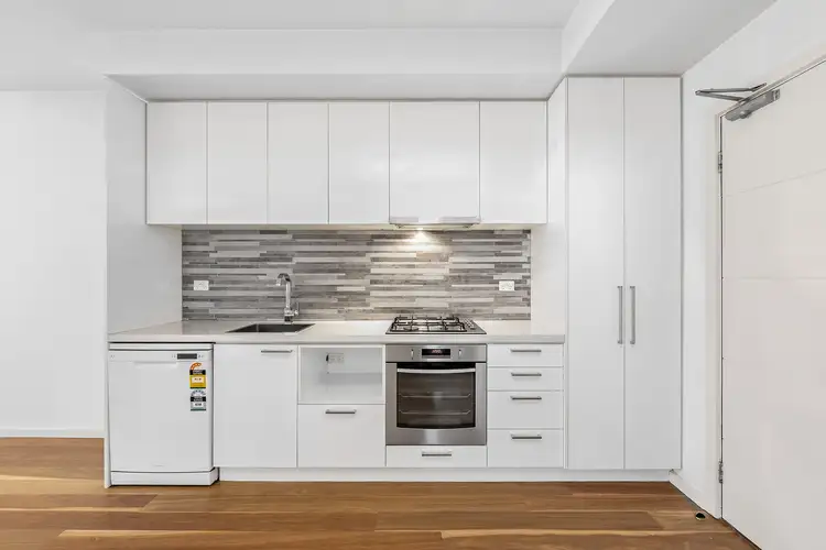 Fourth view of Homely apartment listing, 2/1 Griffiths Street, Reservoir VIC 3073