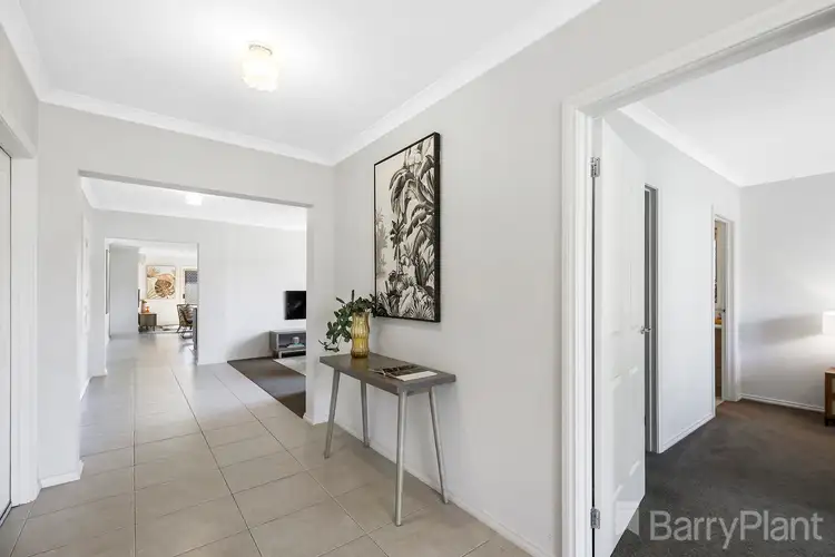 Fifth view of Homely house listing, 13 Rivendale Crescent, Drouin VIC 3818