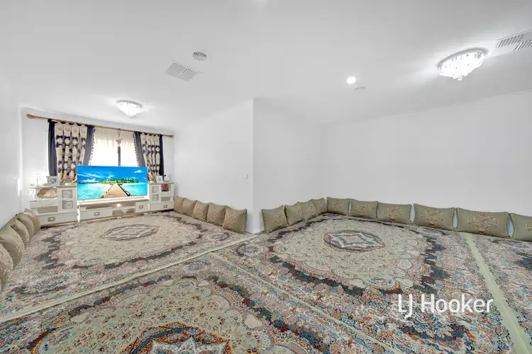 Fifth view of Homely house listing, 4 Cherrywood Way, Narre Warren South VIC 3805